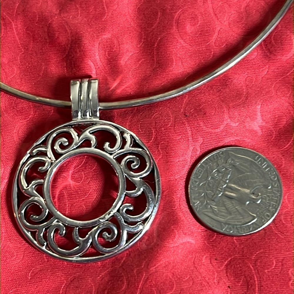 Premier Design magnetic pendant